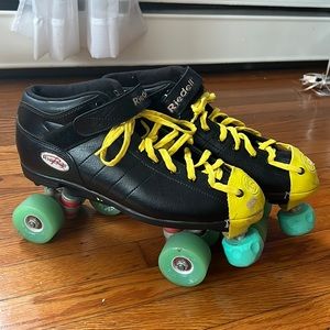 Riedell R3 Cayman Derby Skates Rollerskates - Men’s Size 11
